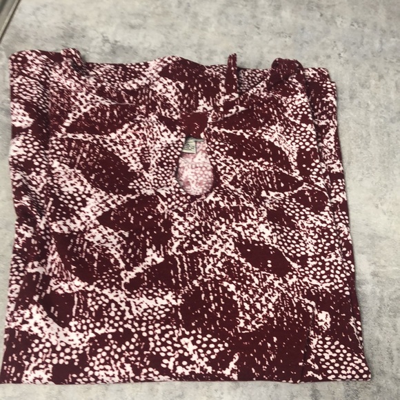 Ladies super soft long sleeve stretchy top - Picture 3 of 7